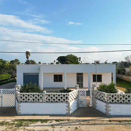 Del Mirto A 300mt Dalla Spiaggia, Parcheggio Privato, Animali Ammessi Holiday home Torre Santa Sabina